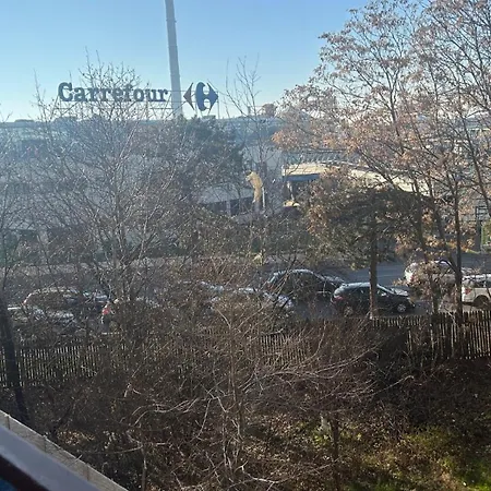 Garsoniera Cu Parcare Si Self Check-in Langa Grand Arena 