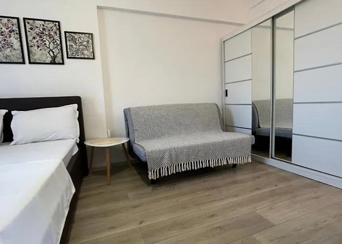 Garsoniera Cu Parcare Si Self Check-in Langa Grand Arena * Bucarest