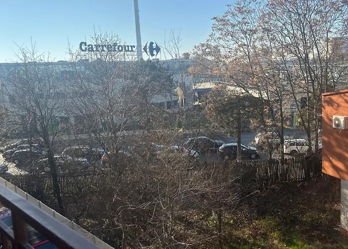 Garsoniera Cu Parcare Si Self Check-in Langa Grand Arena Appartamento